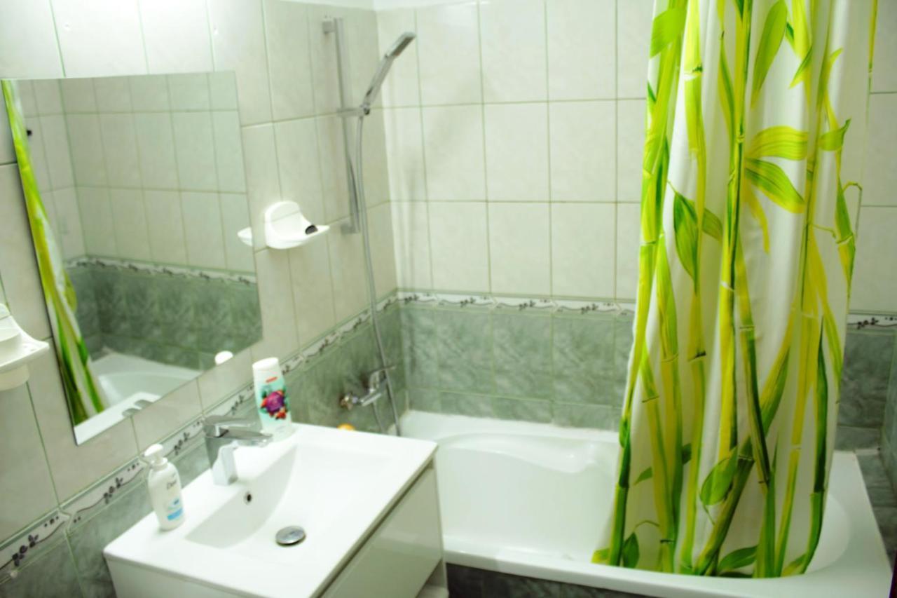 Decebal 1 Premium Apartment Bucharest Luaran gambar